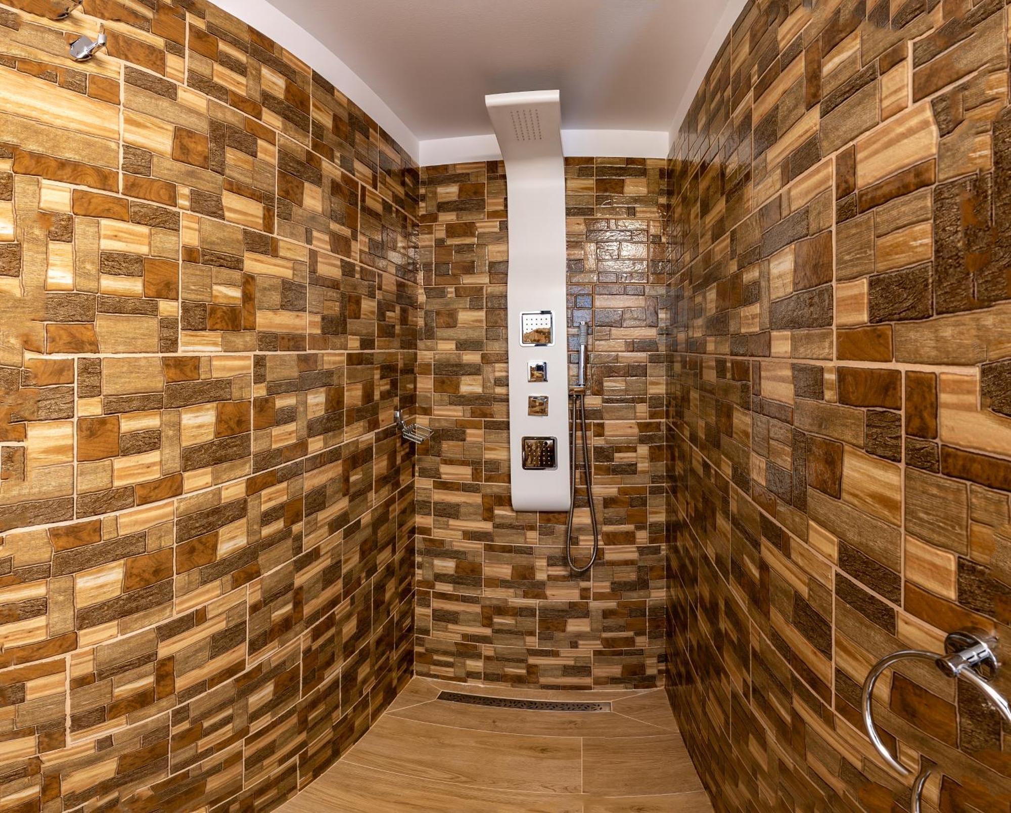 Casa Izvorul Negru Moisei Bed & Breakfast Екстериор снимка