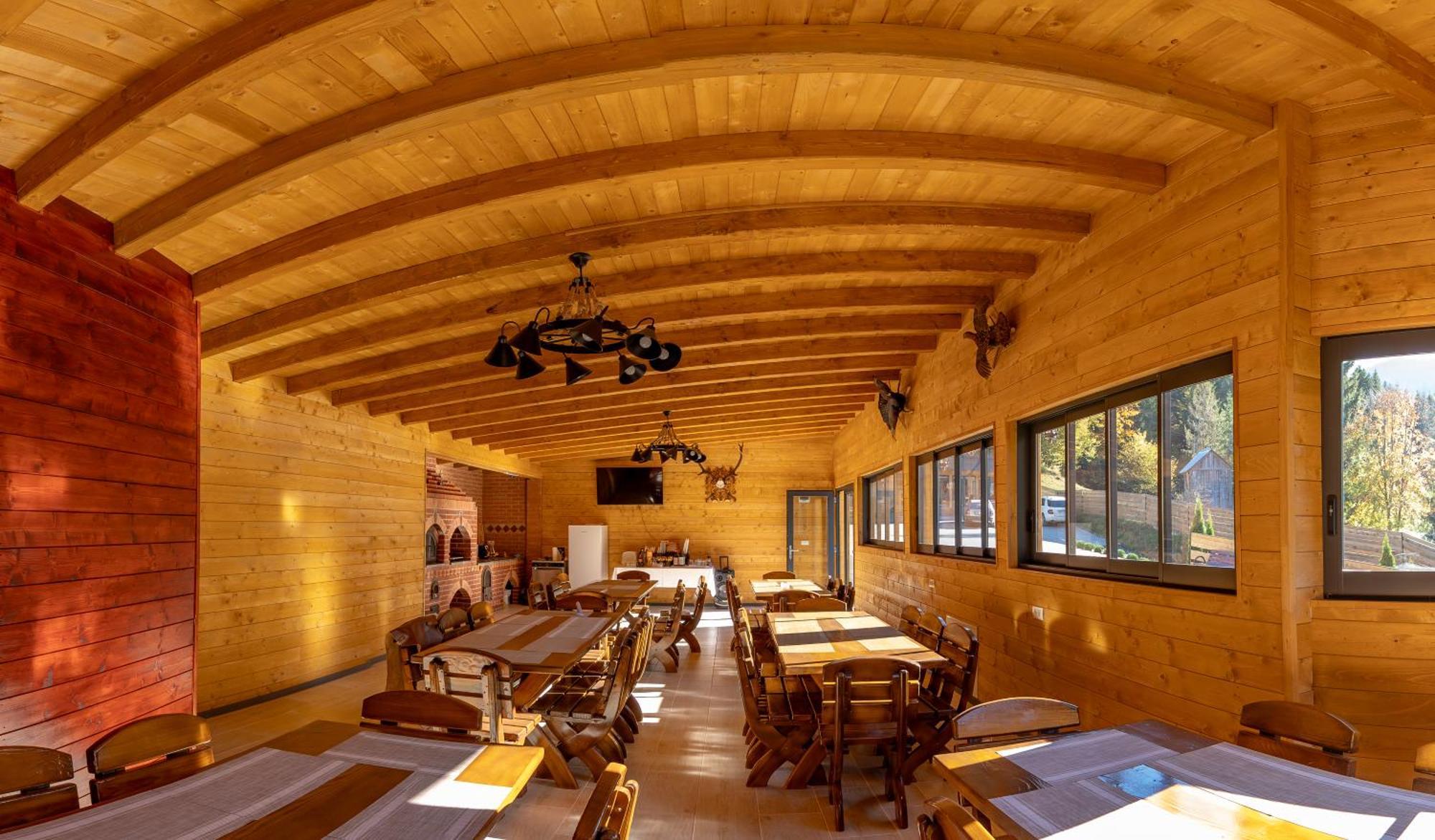 Casa Izvorul Negru Moisei Bed & Breakfast Екстериор снимка
